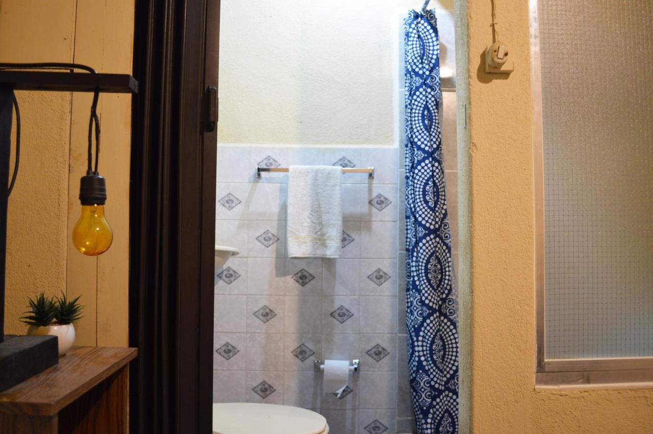 Ave del Paraiso Guest House Antigua Esterno foto